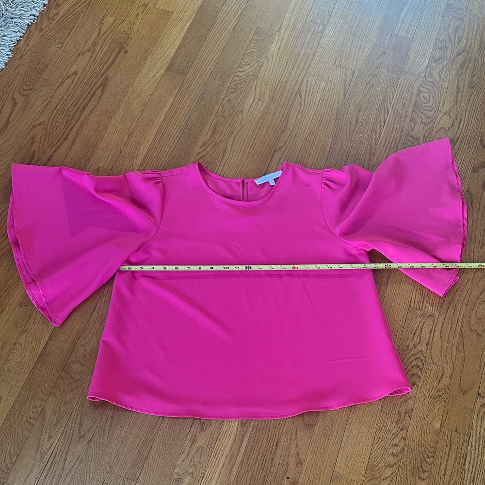 Sugarlips Hot Pink Blouse with Flared Sleeves size Large EUC🩷
